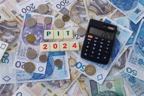 Na Kujawach i Pomorzu PIT w 2024 roku musi rozliczyć 1,1 mln .